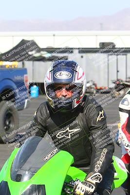 media/Apr-10-2022-SoCal Trackdays (Sun) [[f104b12566]]/Around the Pits/